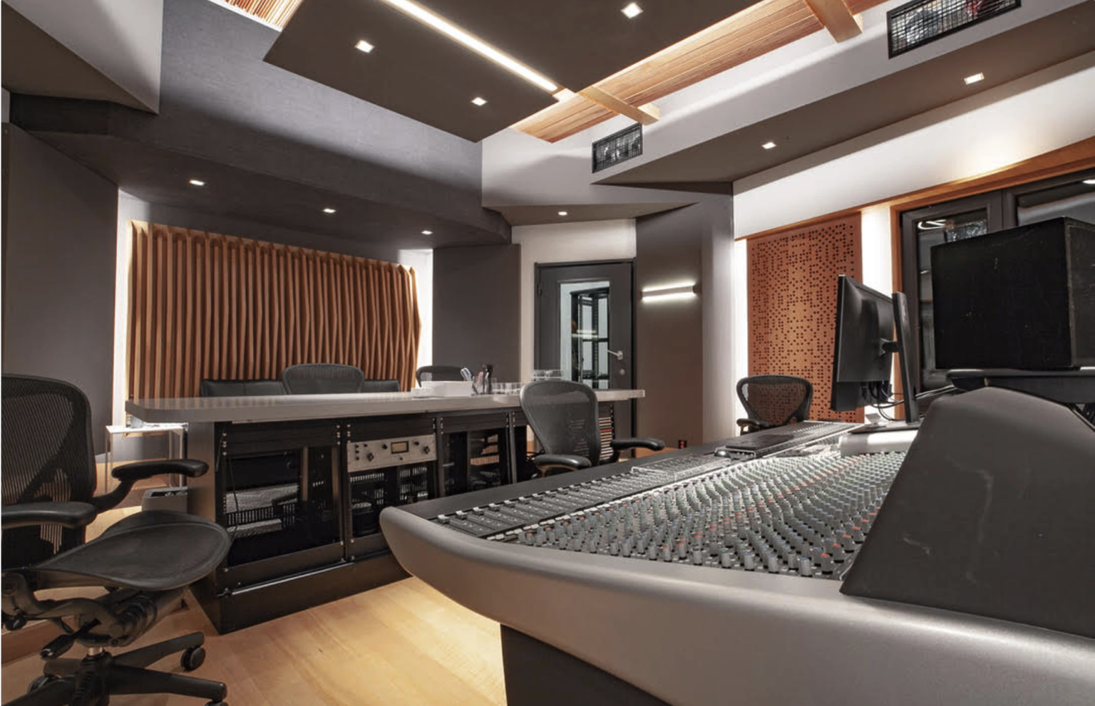 TC Zhou Debuts WSDG Design For Beijing’s Studio 21A And TC Faders ...