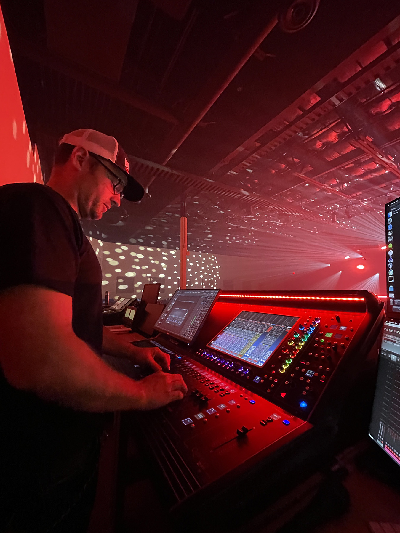 Eagle Brook Church Takes Wing With One Of The First DiGiCo Quantum225