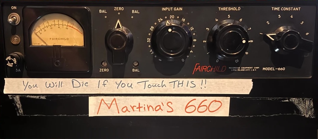 martina mcbride's personal fairchild 660.